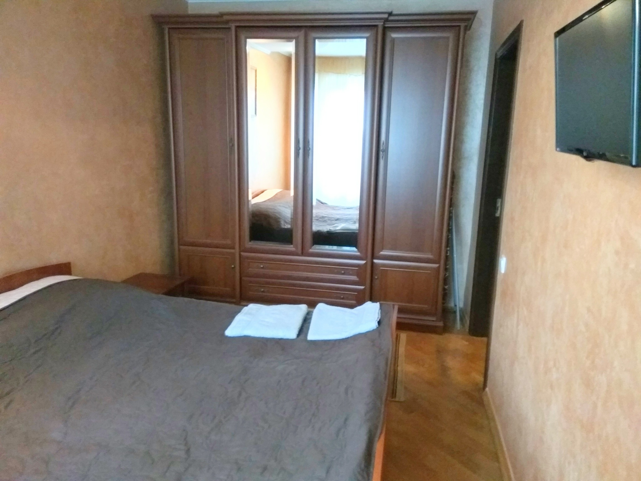 2-комнатная квартира посуточно 62 м², Стебницкая ул., 64