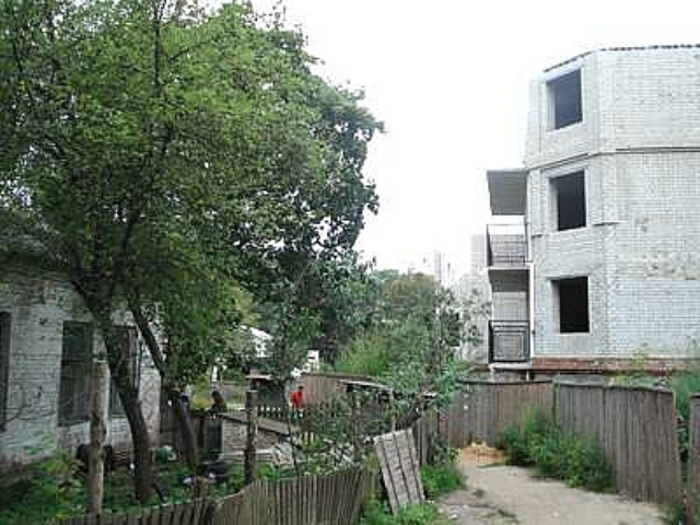 Недвижимость Чернигова: купить полуразрушенный дом или новостройку...