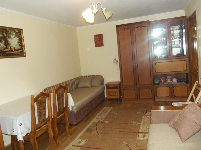 1-комнатная квартира посуточно 35 м², Стебницкая ул., 74