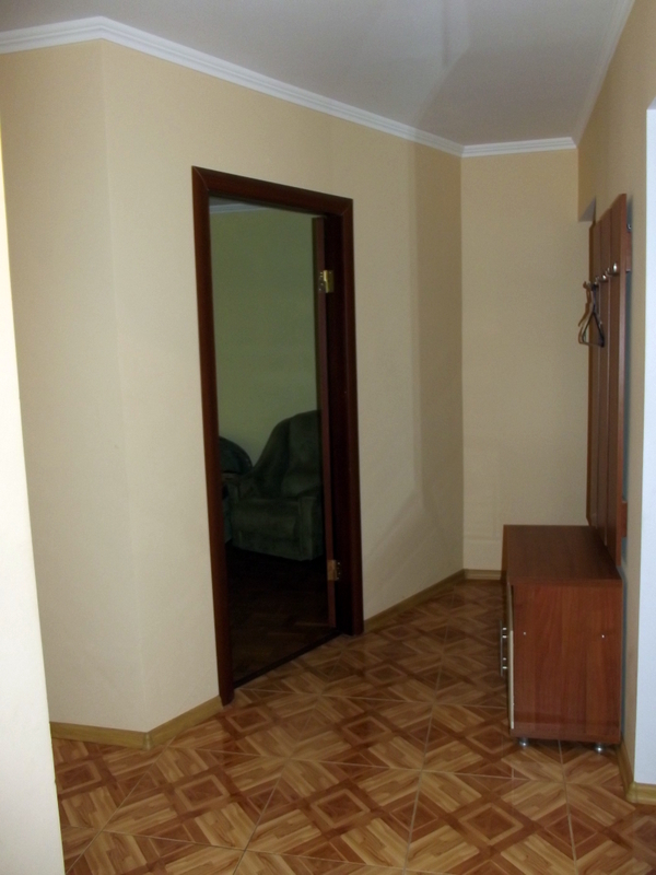 2-кімнатна квартира подобово 55 м², Володимира Івасюка вул., 5