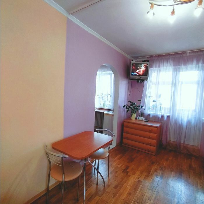1-комнатная квартира посуточно 32 м², Космонавтов ул., 13