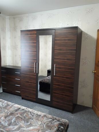 Продажа 4-комнатной квартиры 82 м², Амосова ул., 42