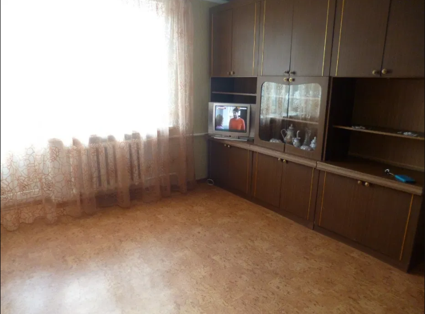 Аренда 1-комнатной квартиры 40 м², Маршала Малиновского ул., 001