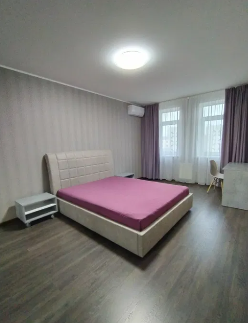 Аренда 2-комнатной квартиры 70 м², Троицкая ул., 001