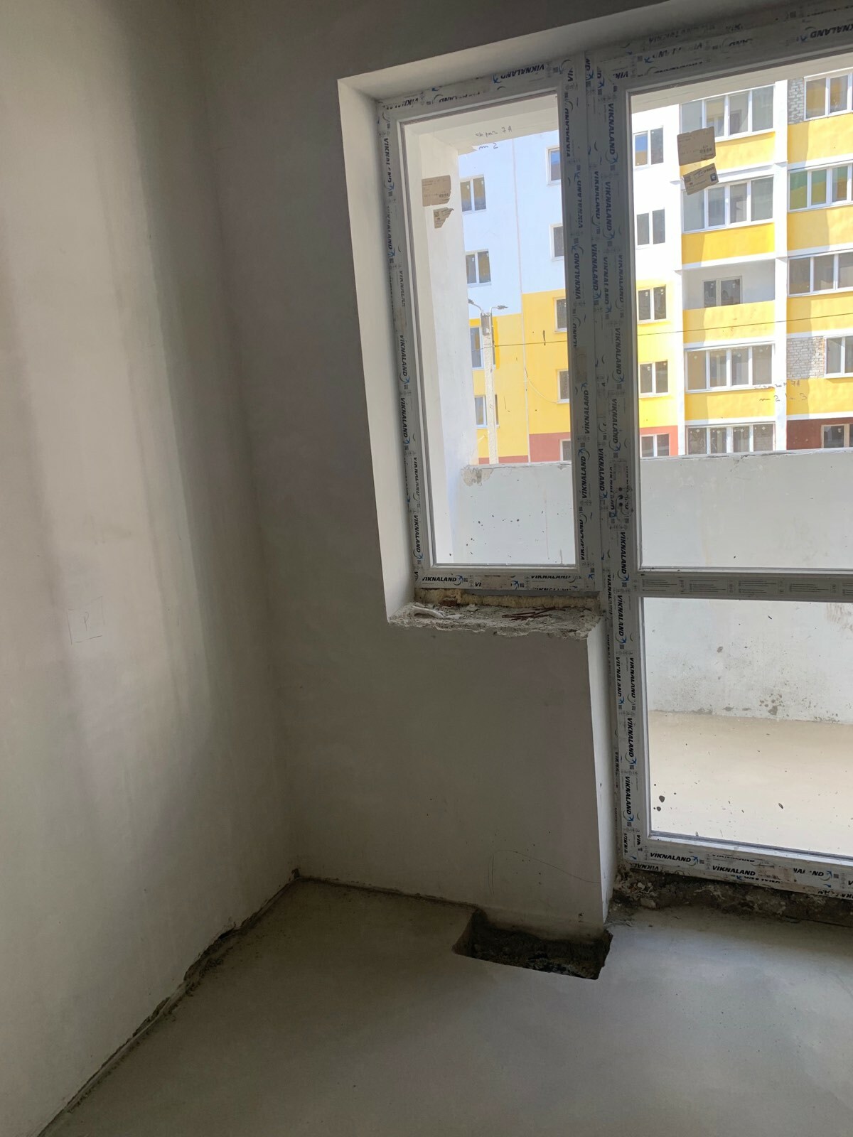 Продажа 2-комнатной квартиры 57 м², Драгоманова ул., 8