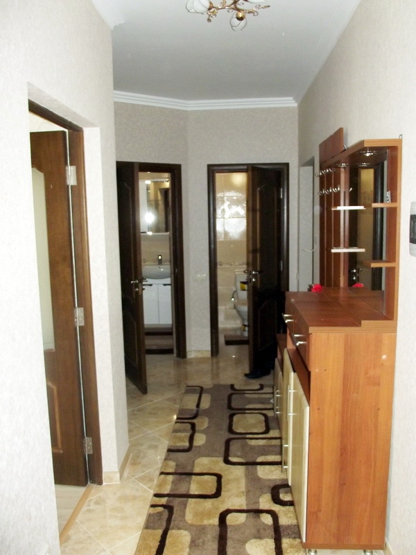 2-комнатная квартира посуточно 65 м², Степана Бандеры ул., 35