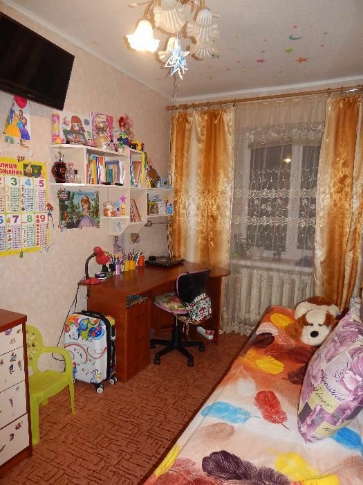 Продаж 2-кімнатної квартири 40 м², Аерофлотська вул., 7