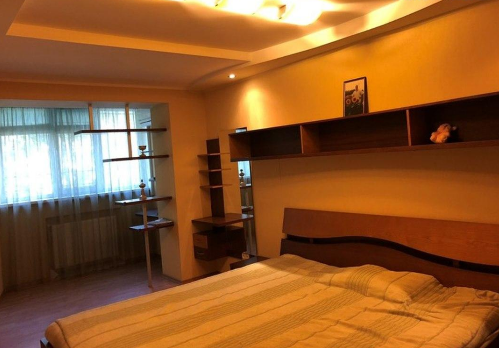 Продажа 4-комнатной квартиры 85 м², Кричевского ул., 37