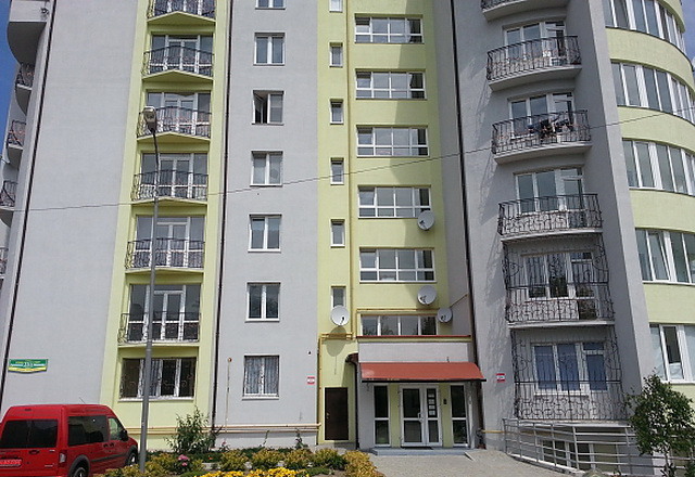 1-кімнатна квартира подобово 70 м², Центр Симоненко ул., 22