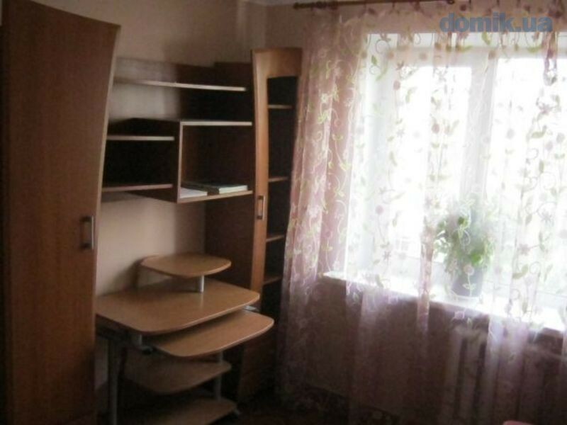 Продажа 2-комнатной квартиры 48 м², М. Героев Труда ул., 48Б