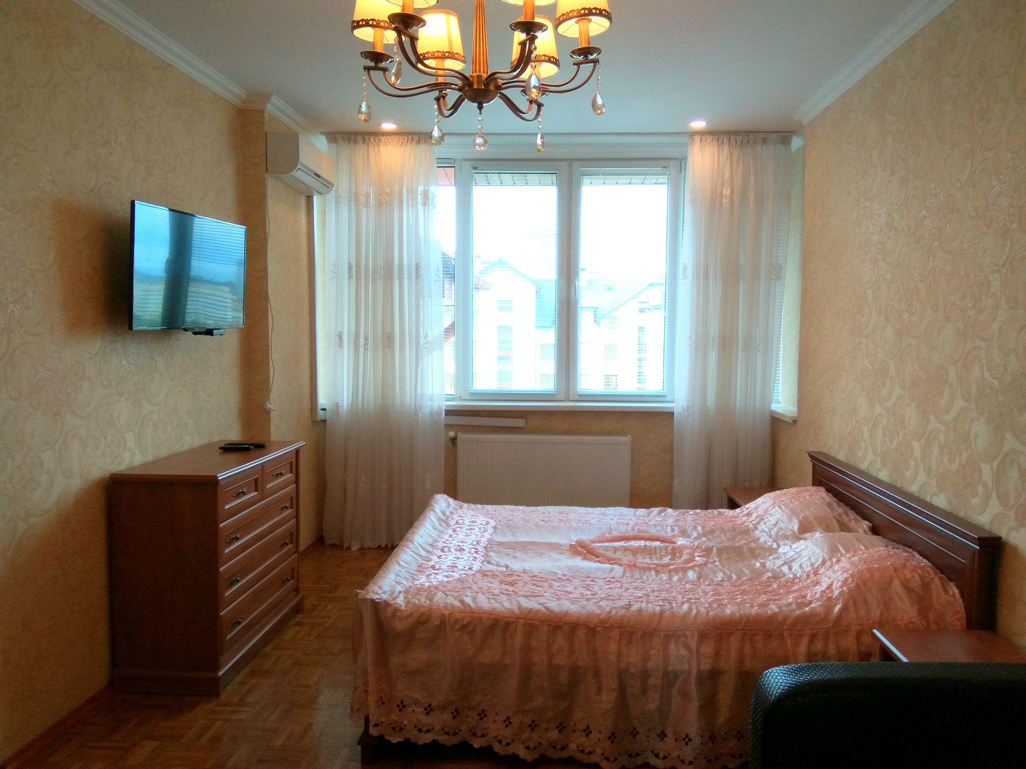1-комнатная квартира посуточно 42 м², Помирецкая ул., 9