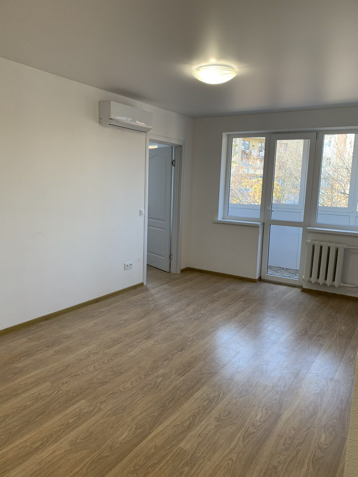 Аренда 3-комнатной квартиры 63 м², Жасминовый бул., 10