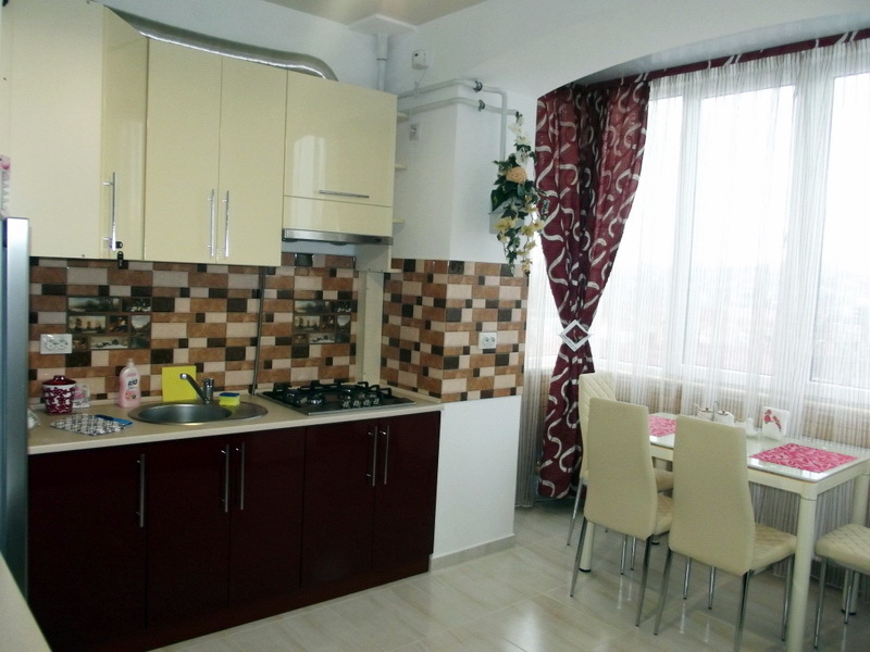 1-комнатная квартира посуточно 52 м², Степана Бандеры ул., 35
