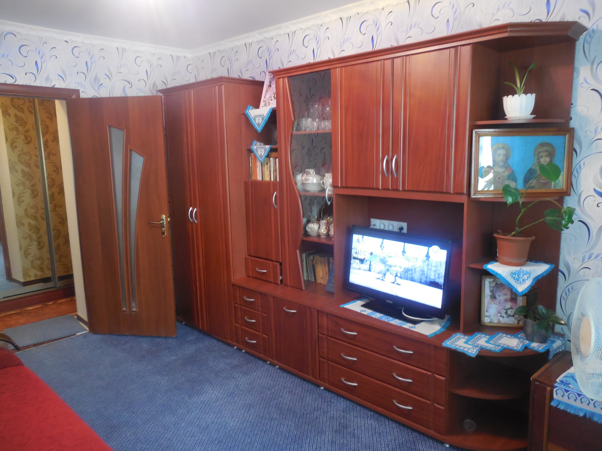 2-кімнатна квартира подобово 52 м², Івана Мазепи вул., 14