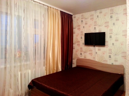 2-кімнатна квартира подобово 36 м², Олімпійська вул., 31