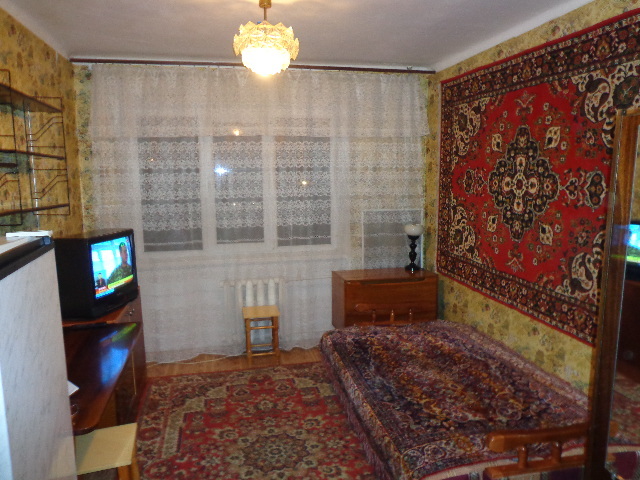 Аренда 5-комнатной квартиры 75 м², Космонавтов ул., 52