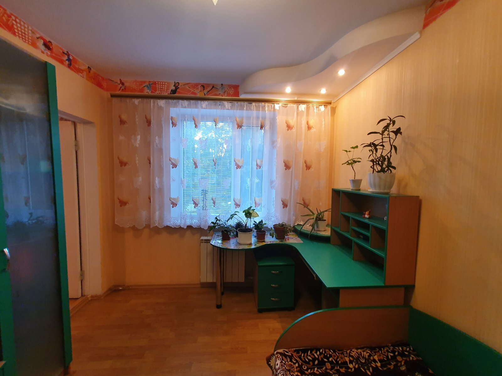 Продажа 4-комнатной квартиры 89 м², Василия Сергиенко ул.