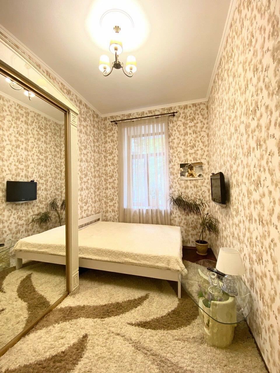 Аренда 3-комнатной квартиры 100 м², Воронцовский пер., 7