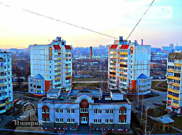Продажа 3-комнатной квартиры 74 м², Павлюченко ул., 28
