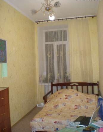 Продажа 3-комнатной квартиры 64 м², Болгарская ул.