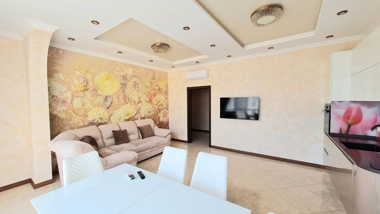 Продажа 2-комнатной квартиры 85.3 м², Дача Ковалевского ул., 121