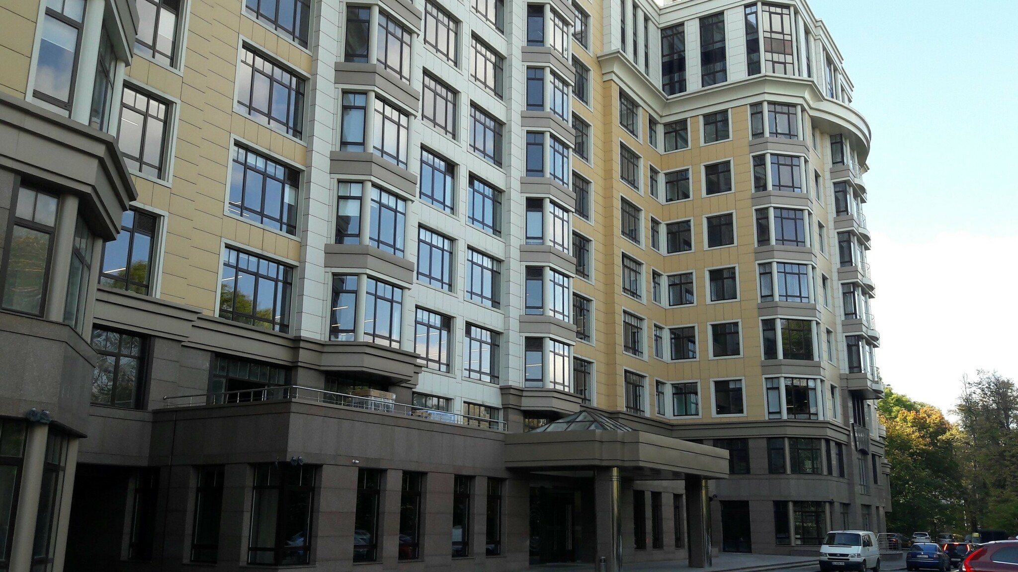 Продажа офиса 1225 м², Михаила Грушевского ул., 9Б