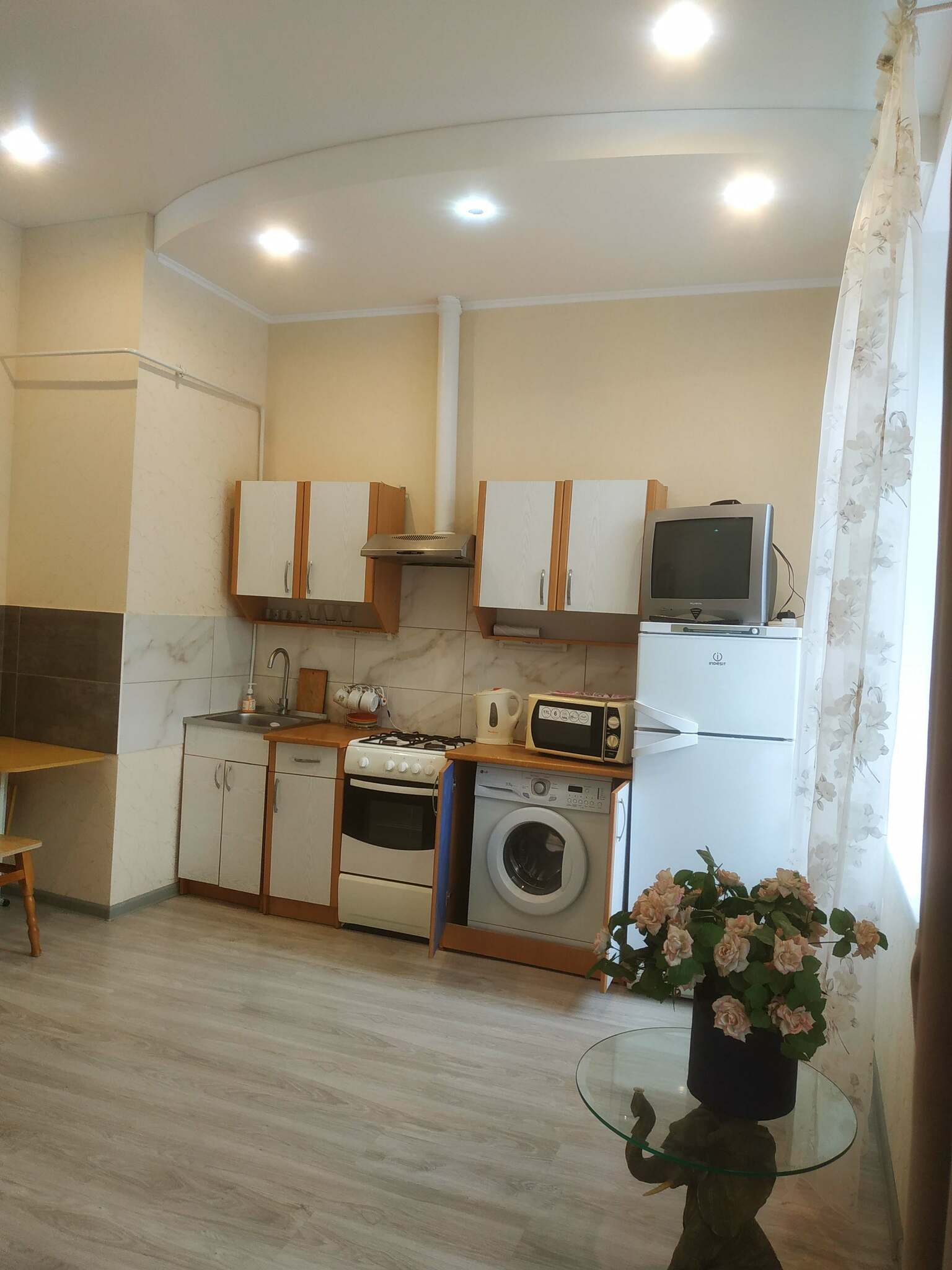 1-комнатная квартира посуточно 30 м², Базарная ул., 57