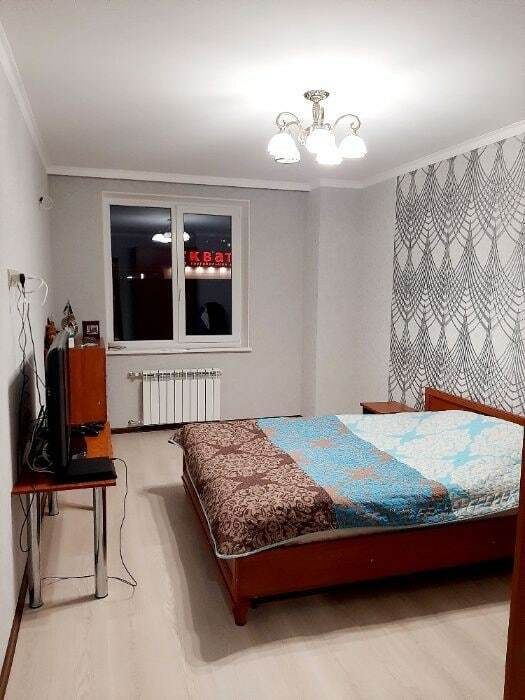 Продажа 2-комнатной квартиры 77 м², Гвардейцев Широнинцев ул., 72А