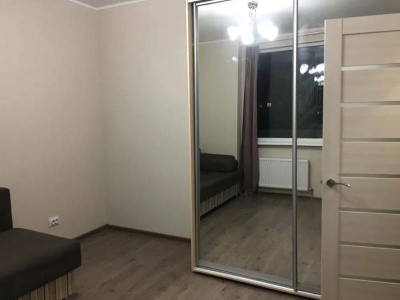 Продажа 1-комнатной квартиры 31.8 м², Академика Сахарова ул.