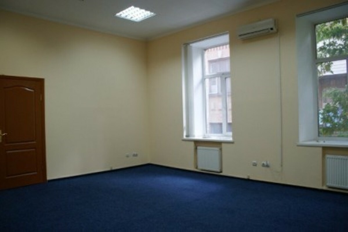 Аренда офиса 115 м², Богдана Хмельницкого ул., 57