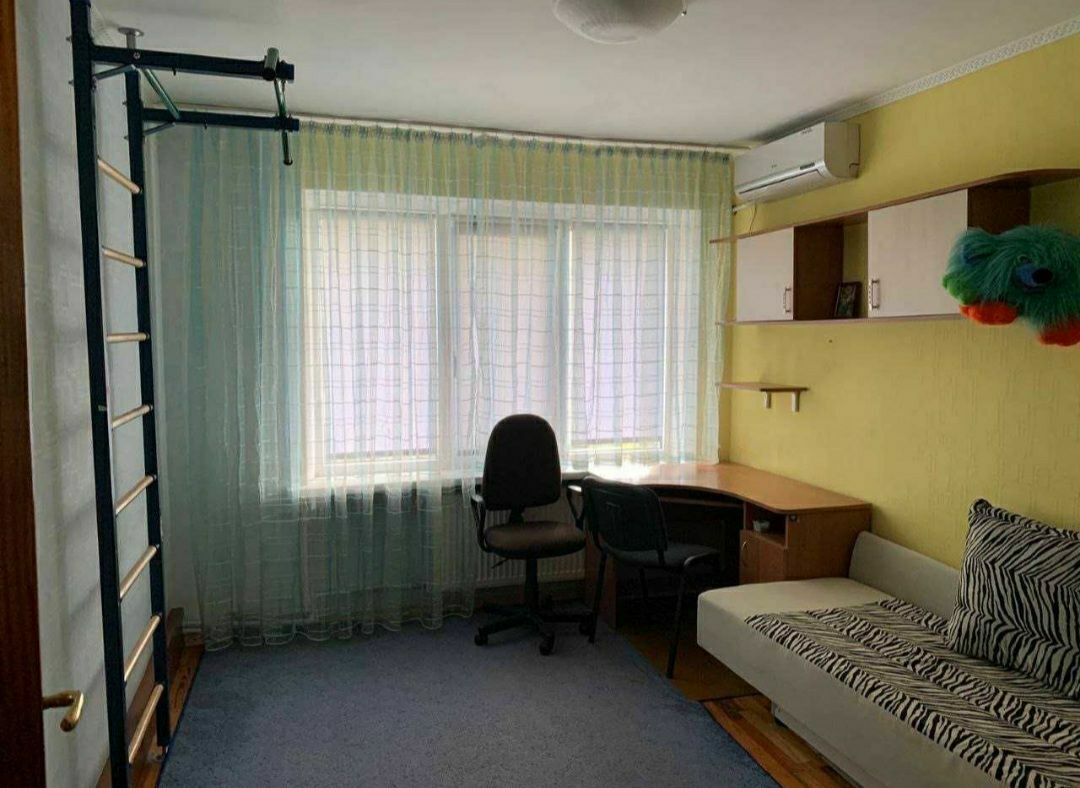 Аренда 2-комнатной квартиры 50 м², Титова ул.