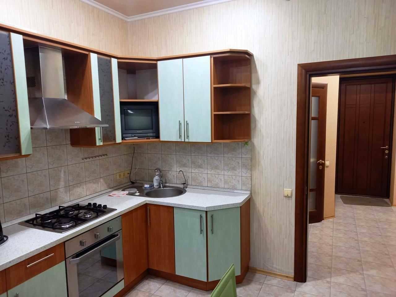 Аренда 1-комнатной квартиры 54 м², Исполкомовская ул.