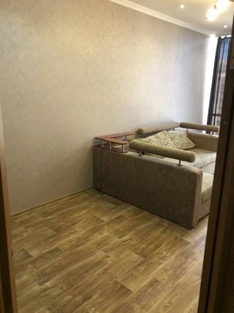 Продажа 1-комнатной квартиры 45 м², Жемчужная ул.