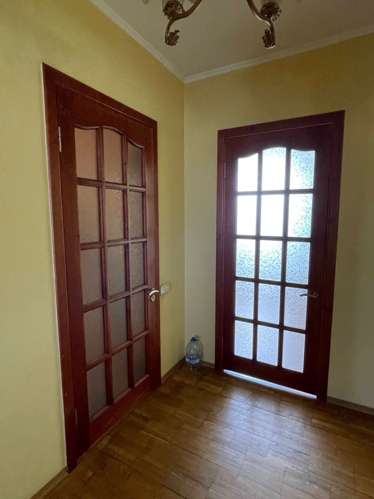 Продаж 4-кімнатної квартири 154 м², Старокозацька вул., 63