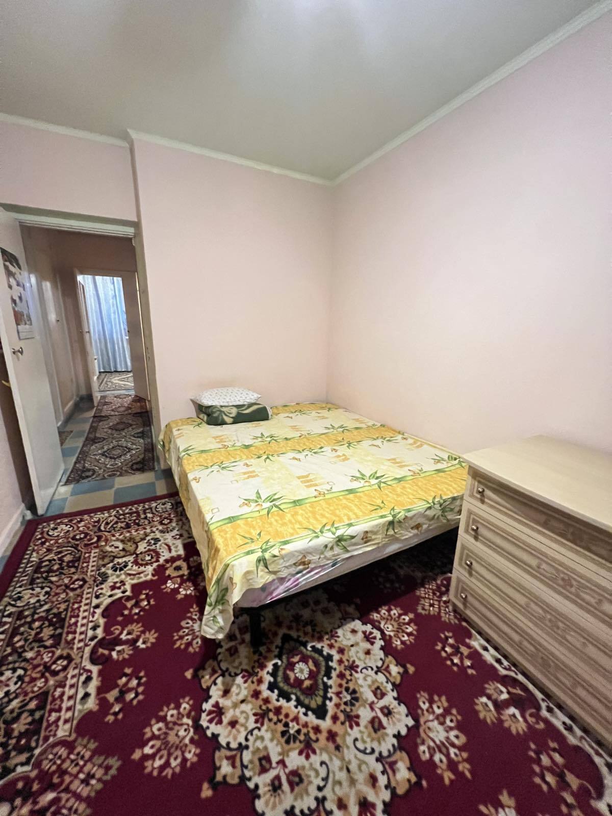 Аренда 3-комнатной квартиры 68 м², Александра Поля просп., 42