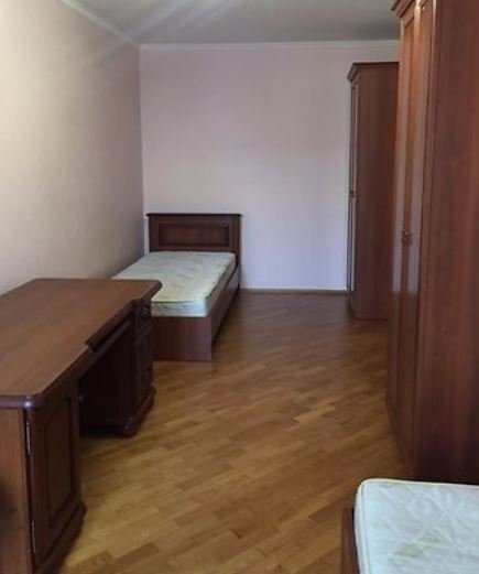 Аренда 3-комнатной квартиры 132 м², Кадетский Гай ул., 3