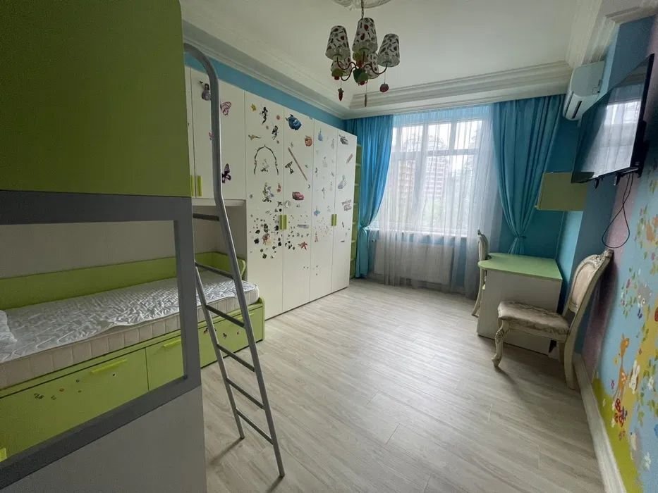 Аренда 2-комнатной квартиры 100 м², Старонаводницкая ул., 6Б