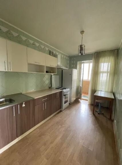 Аренда 3-комнатной квартиры 75 м², Владимира Антоновича ул., 103А