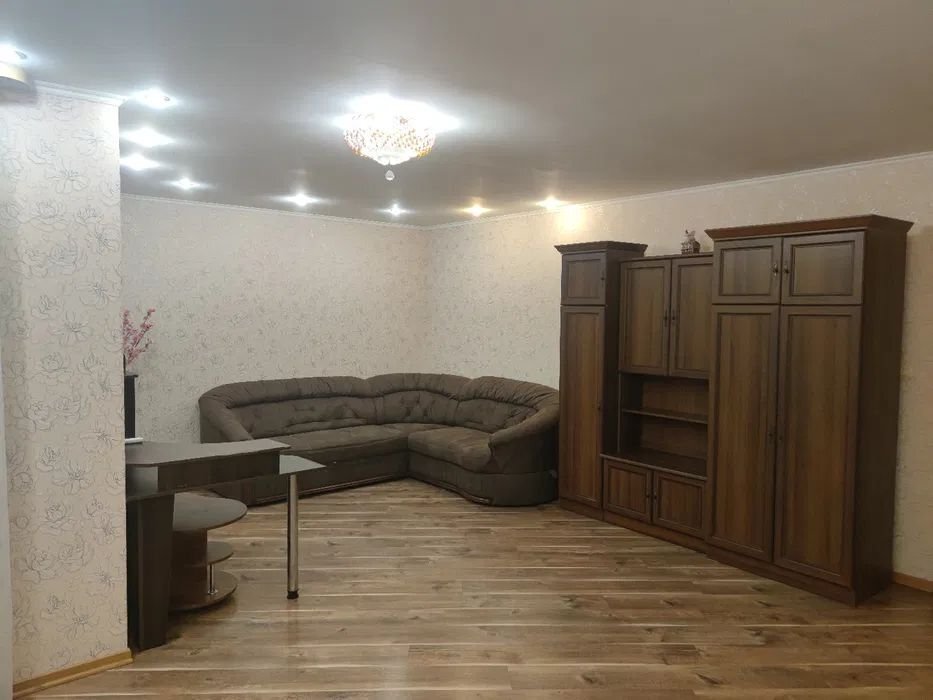 Аренда 2-комнатной квартиры 100 м², Вадима Гетьмана ул., 1А