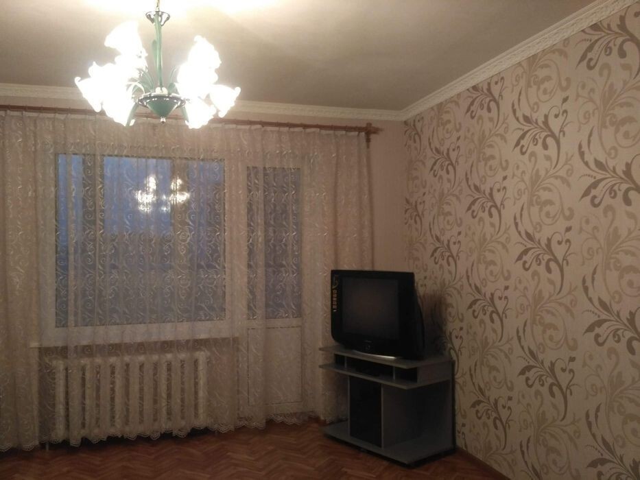 Аренда 3-комнатной квартиры 67 м², Александра Поля просп., 59