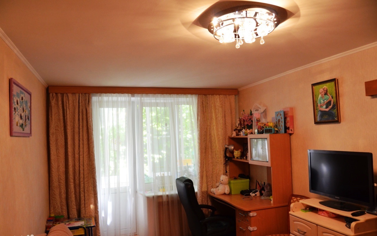 Продажа 1-комнатной квартиры 32 м², Александра Поля просп.