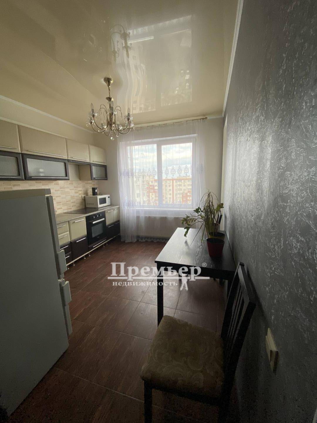 Продажа 1-комнатной квартиры 37 м², Массив Радужный ул.