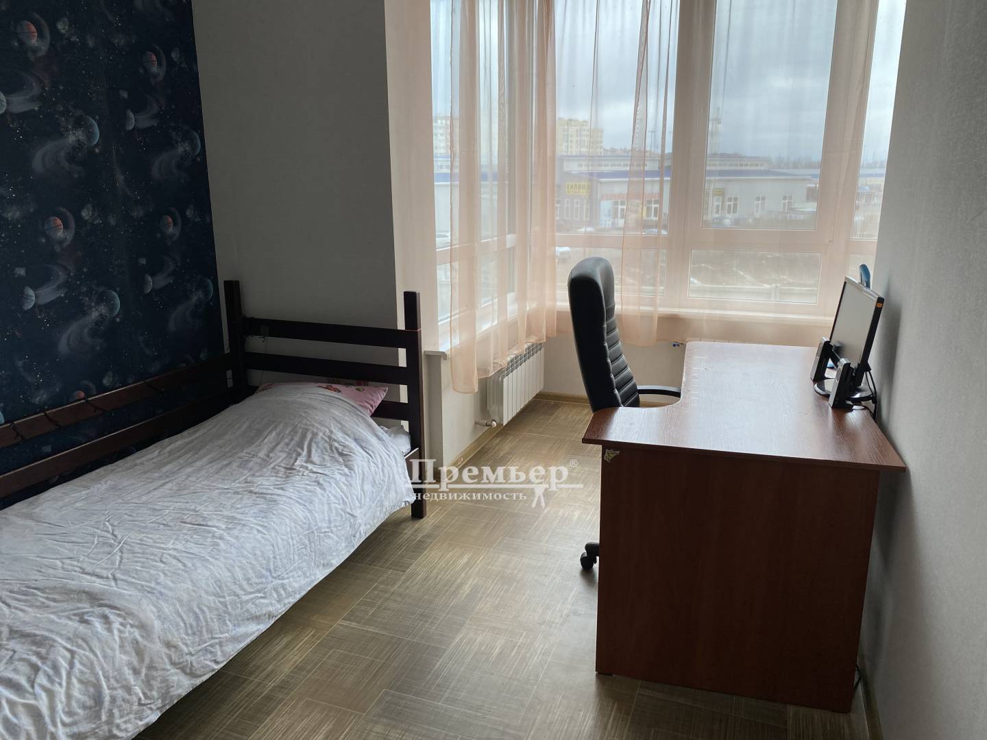 Продажа 1-комнатной квартиры 52 м², Генерала Бочарова ул.