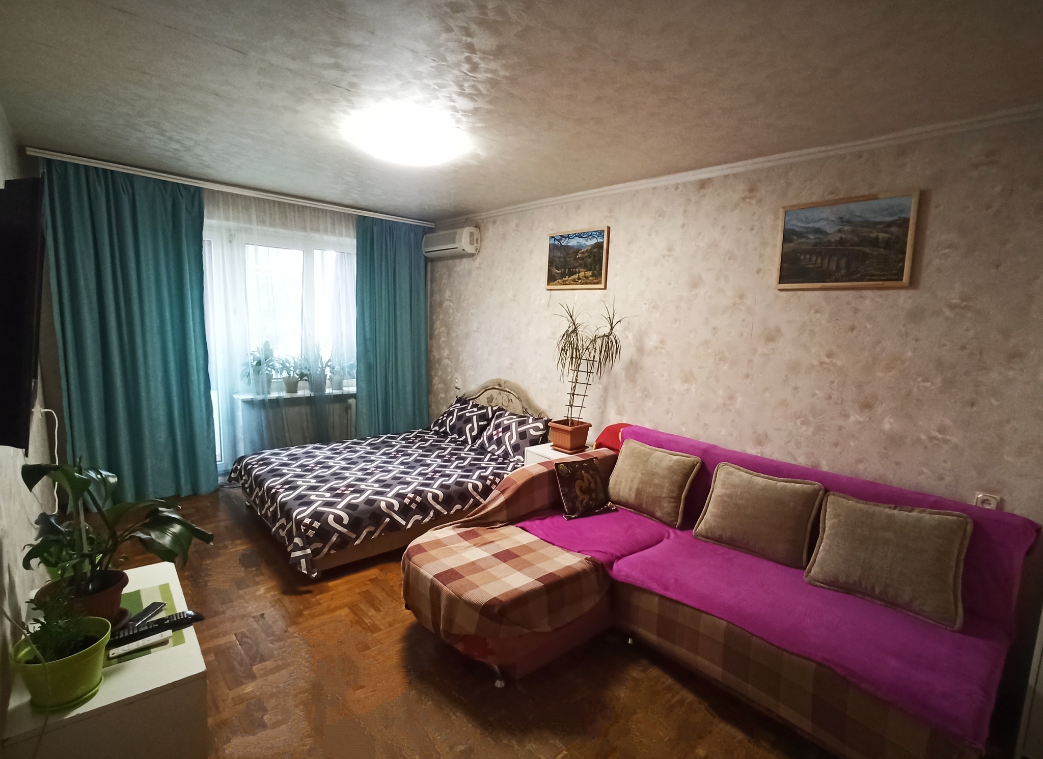 2-кімнатна квартира подобово 54 м², Маршала Малиновського вул., 12