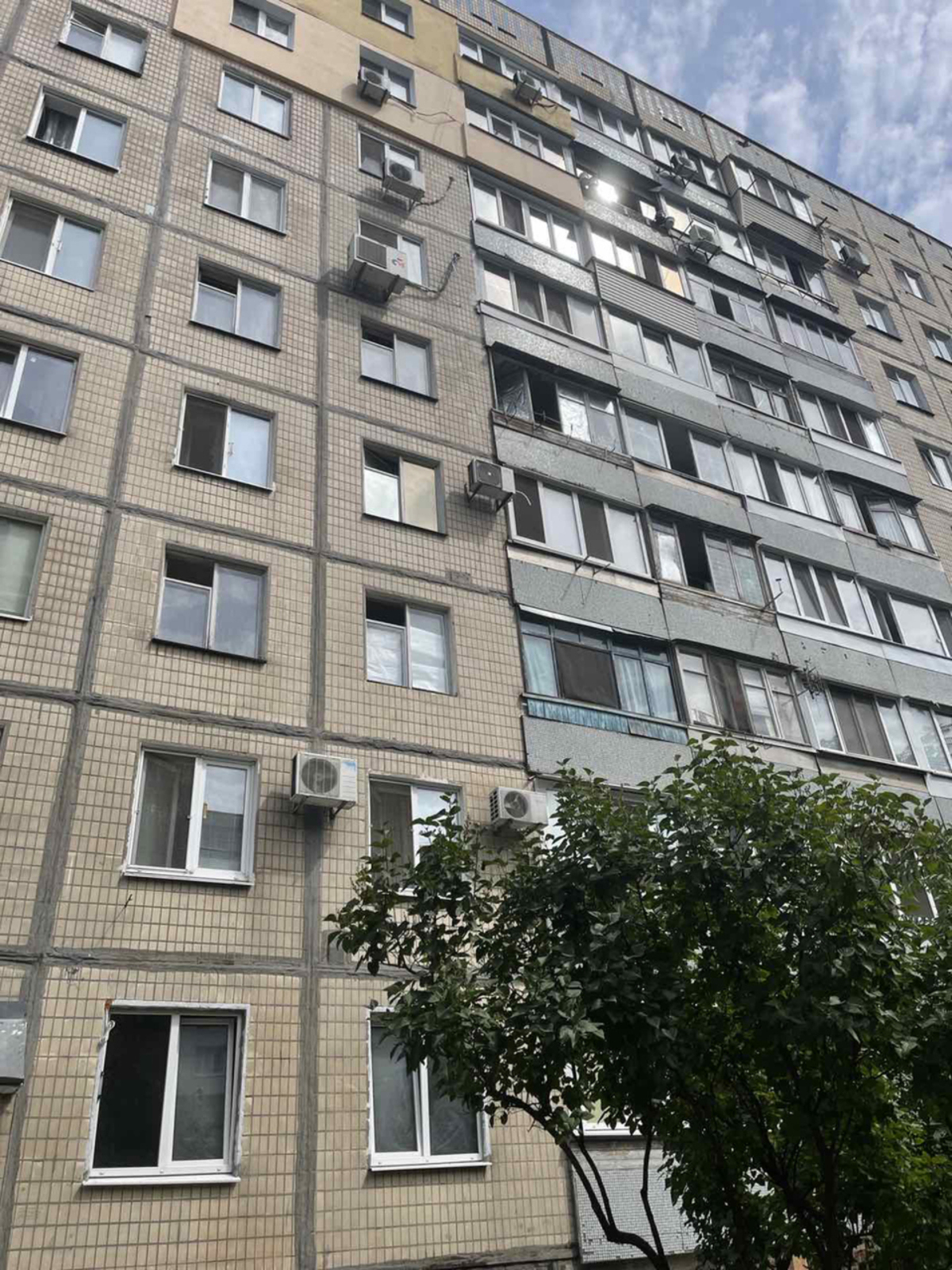 Продажа 3-комнатной квартиры 63 м², Калиновая ул., 49