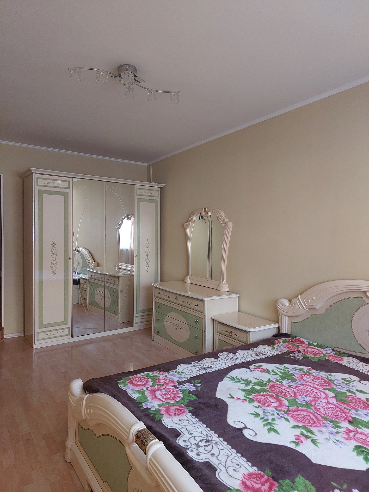 Продажа 2-комнатной квартиры 76 м², Малиновского Маршала ул., 69