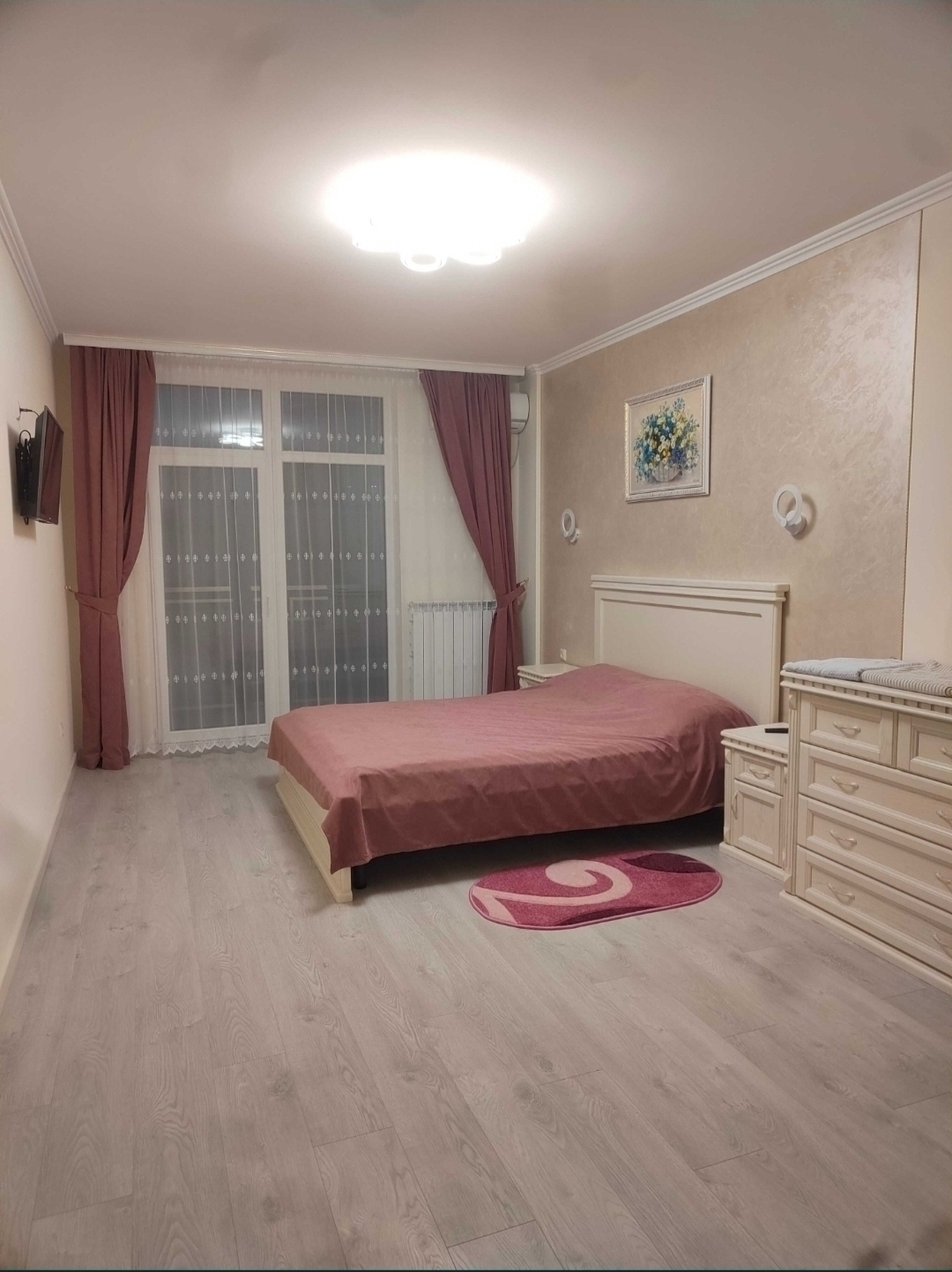 2-комнатная квартира посуточно 80 м², ЖК на ул. Степана Бандеры, 23, ДОМ 1