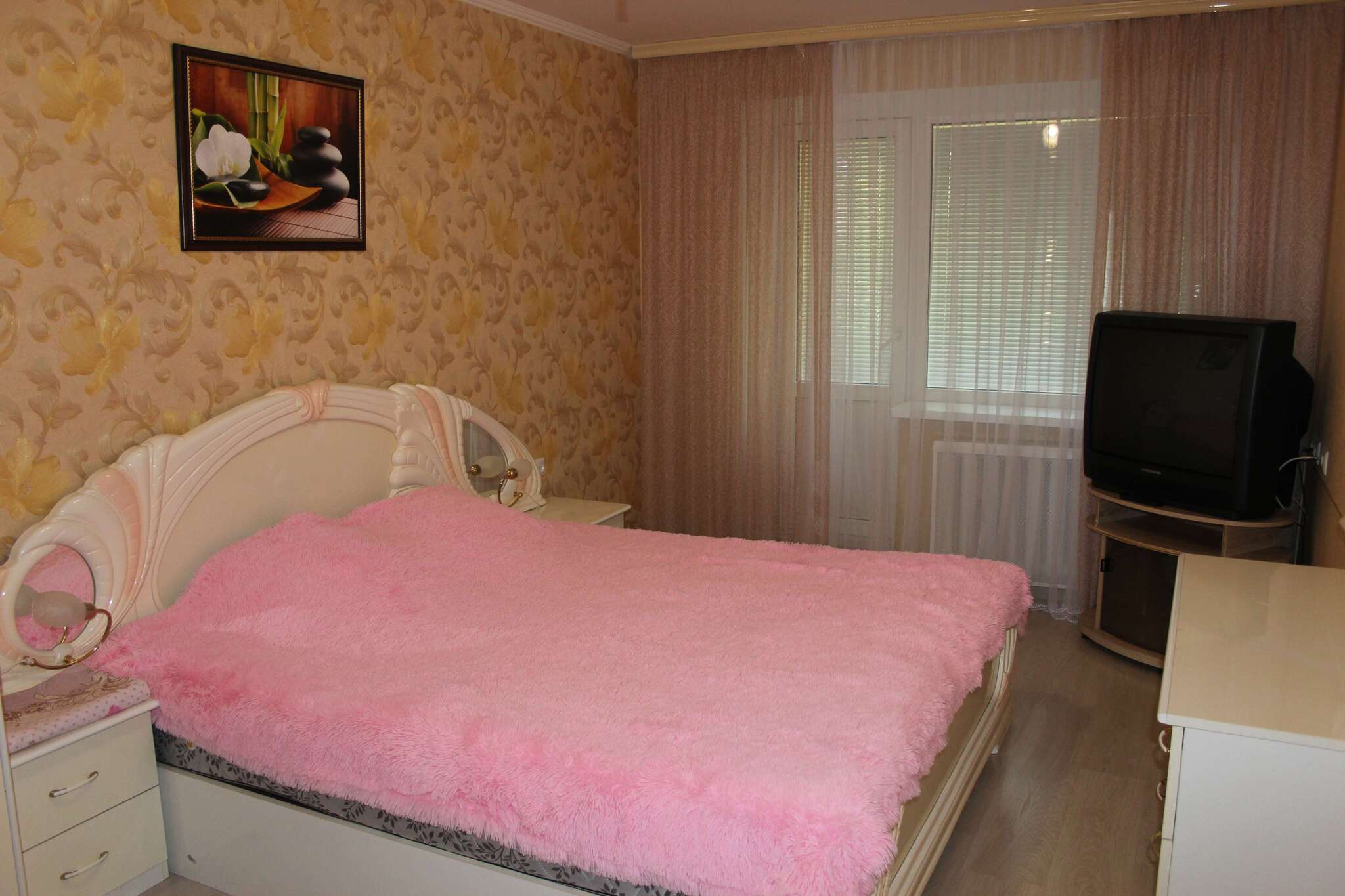 2-кімнатна квартира подобово 57 м², Острозького вул., 23