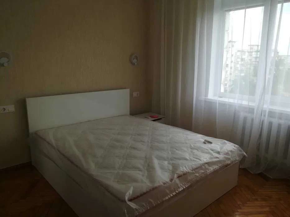 Аренда 2-комнатной квартиры 60 м², Кубанской Украины ул.