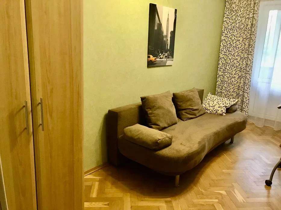 Аренда 3-комнатной квартиры 60 м², Евгения Коновальца ул., 15 К3